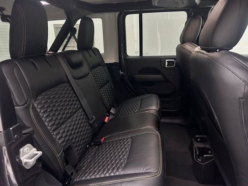 New 2025 Jeep Wrangler Unlimited Sahara w/ Safety Group AWD/4WD image 15