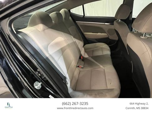 Used 2020 Hyundai Elantra SEL FWD image 24