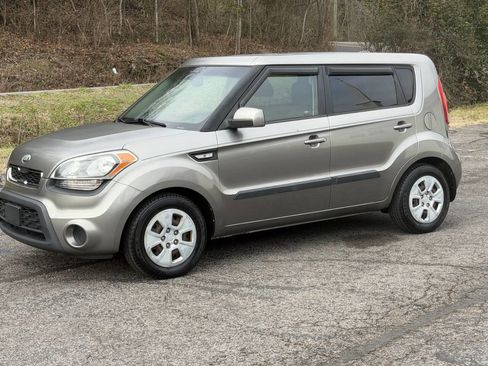 Used 2013 Kia Soul image 1
