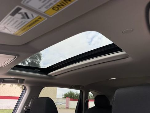 Used 2025 Honda CR-V EX image 24