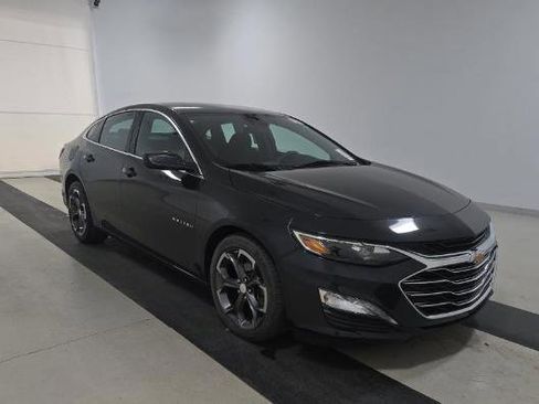 Used 2023 Chevrolet Malibu LT image 1