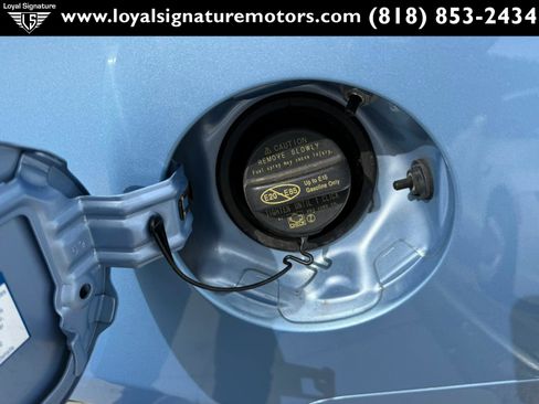 Used 2015 Toyota Prius Prime Plug-In Hybrid image 33