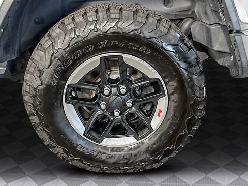 Used 2018 Jeep Wrangler Unlimited Rubicon image 35