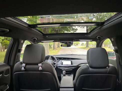 Used 2019 Cadillac XT4 Premium Luxury AWD/4WD image 20