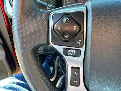 Certified 2017 Toyota Tacoma SR5 w/ Tow Package AWD/4WD image 34