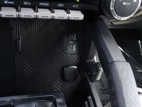 Used 2024 Toyota Tacoma TRD Sport w/ TRD Sport Upgrade Package image 32