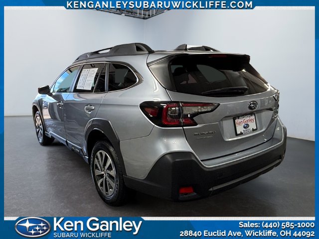 Certified 2024 Subaru Outback Premium AWD/4WD image 3