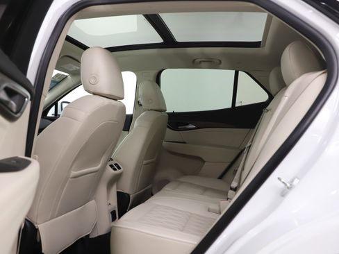 Used 2021 Buick Envision Avenir w/ Technology Package II image 18