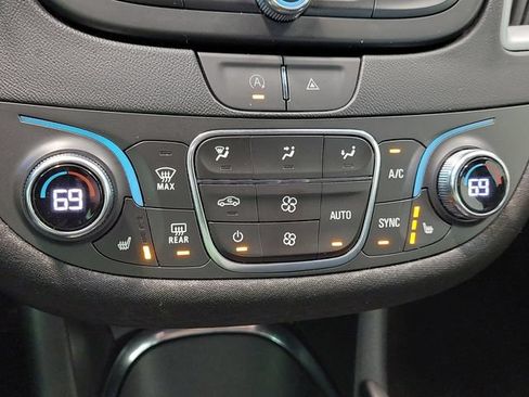 Used 2024 Chevrolet Malibu LT FWD image 34
