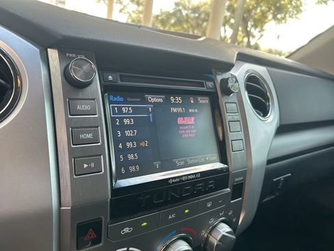 Used 2017 Toyota Tundra SR5 image 9