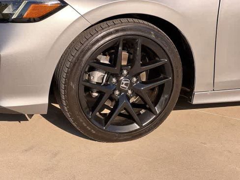 Certified 2025 Honda Civic Sport image 9