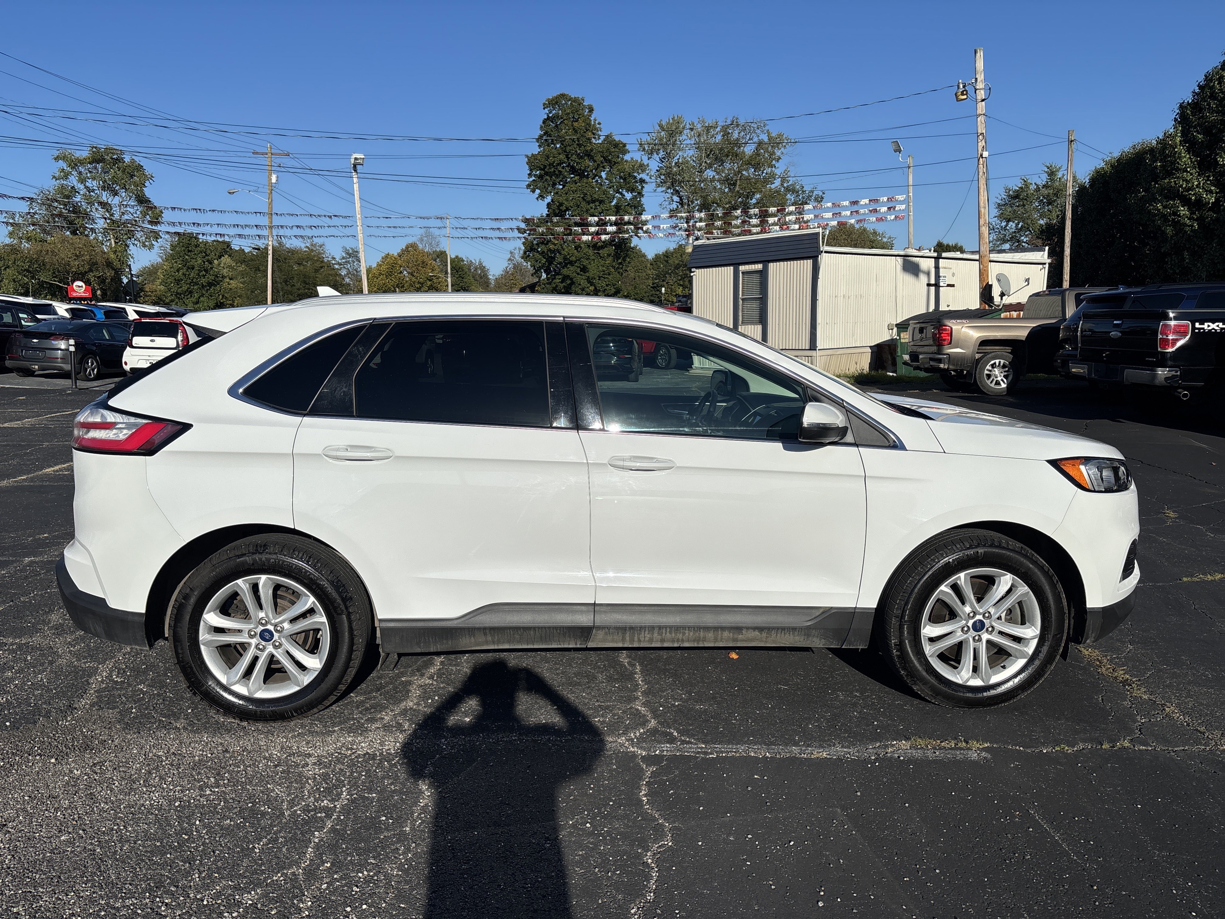 Used 2020 Ford Edge SEL w/ Convenience Package AWD/4WD image 3