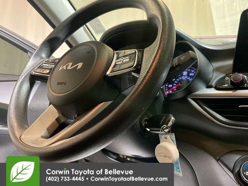 Used 2024 Kia Forte LXS FWD image 30