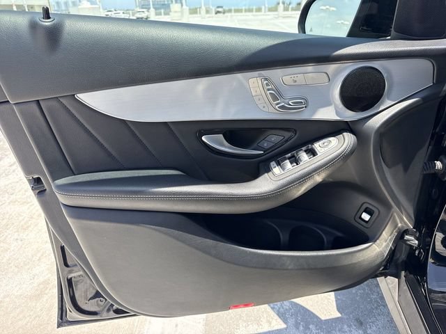 Used 2022 Mercedes-Benz GLC 300 4MATIC image 13