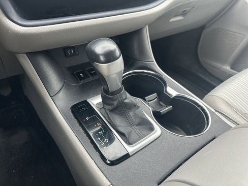 Used 2015 Toyota Highlander Plus image 28