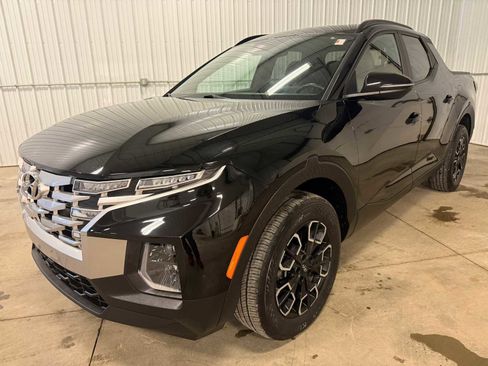 Used 2022 Hyundai Santa Cruz SEL Premium image 1