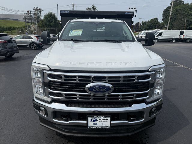 New 2026 Ford F350 XL w/ XL Chrome Package AWD/4WD image 3