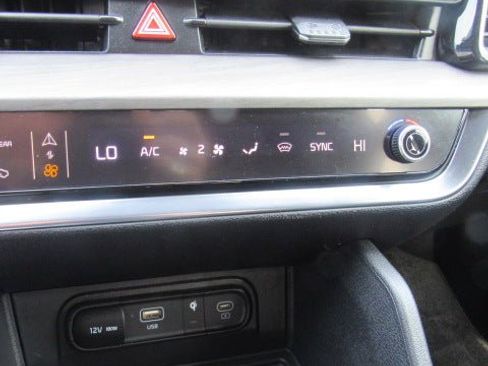 Used 2025 Kia Sportage X-Pro Prestige image 28