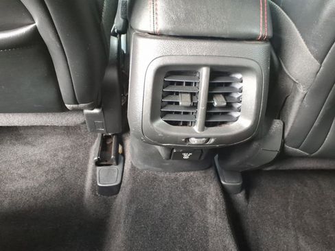 Used 2014 Jeep Cherokee Trailhawk image 10