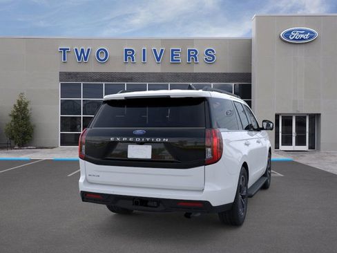 New 2026 Ford Expedition Active image 8