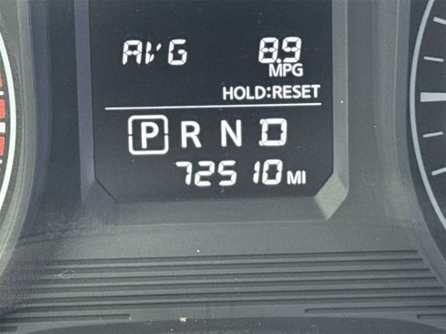 Used 2017 Nissan Titan S image 23