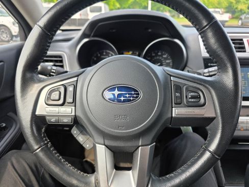 Used 2015 Subaru Outback 2.5i Premium AWD/4WD image 12