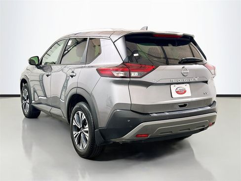 Used 2023 Nissan Rogue SV w/ SV Premium B Package image 6