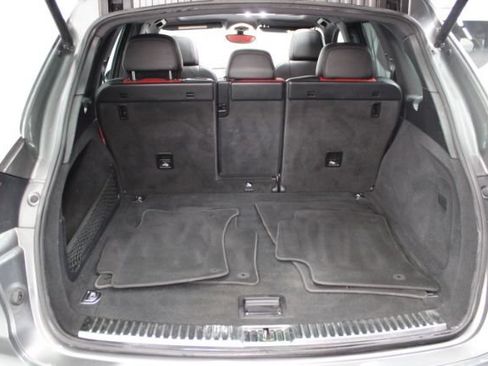 Used 2015 Porsche Cayenne S AWD/4WD image 25