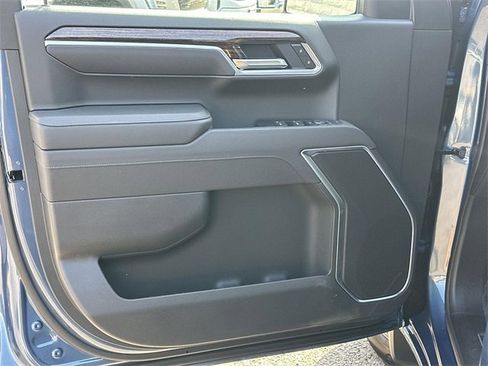 New 2026 GMC Sierra 1500 Elevation w/ LPO, Elevation Black Package image 19