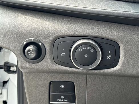 New 2025 Ford Transit 250 Low Roof image 15