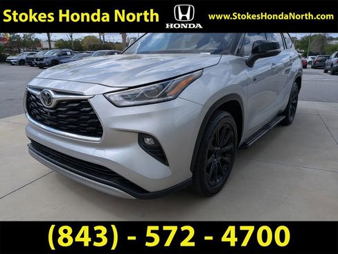 Used 2021 Toyota Highlander Platinum image 8