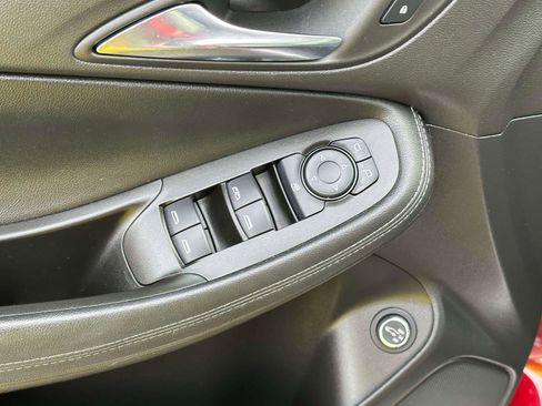 Used 2022 Buick Encore GX Select image 15