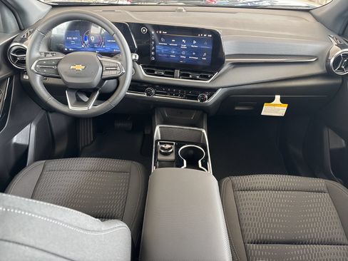New 2026 Chevrolet Equinox LT FWD image 18