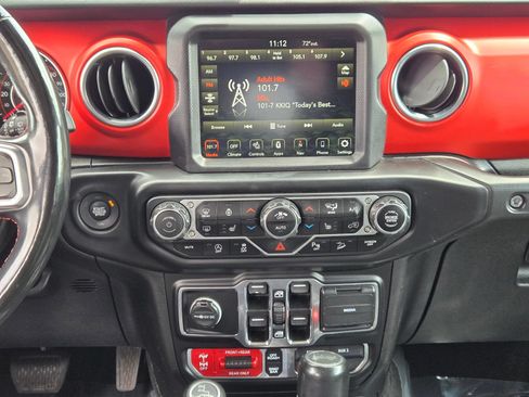 Used 2021 Jeep Wrangler Unlimited Rubicon AWD/4WD image 12