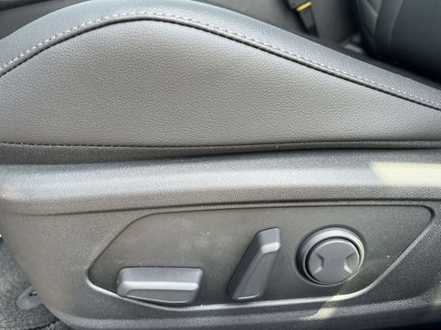 New 2026 Hyundai Elantra Limited FWD image 30