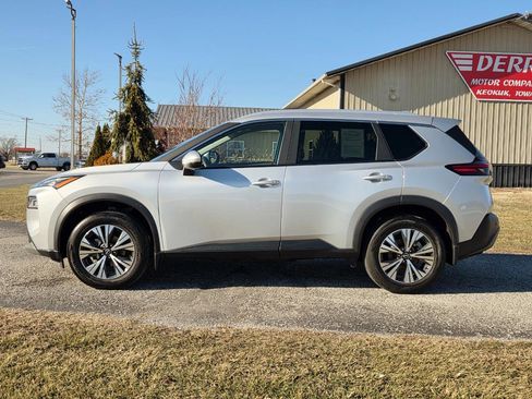 Used 2023 Nissan Rogue SV w/ SV Premium Package image 26