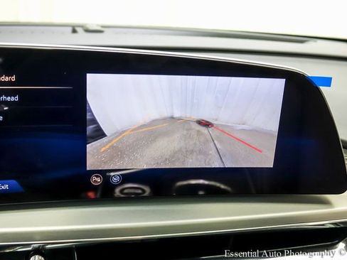 New 2025 Cadillac Lyriq Luxury image 16