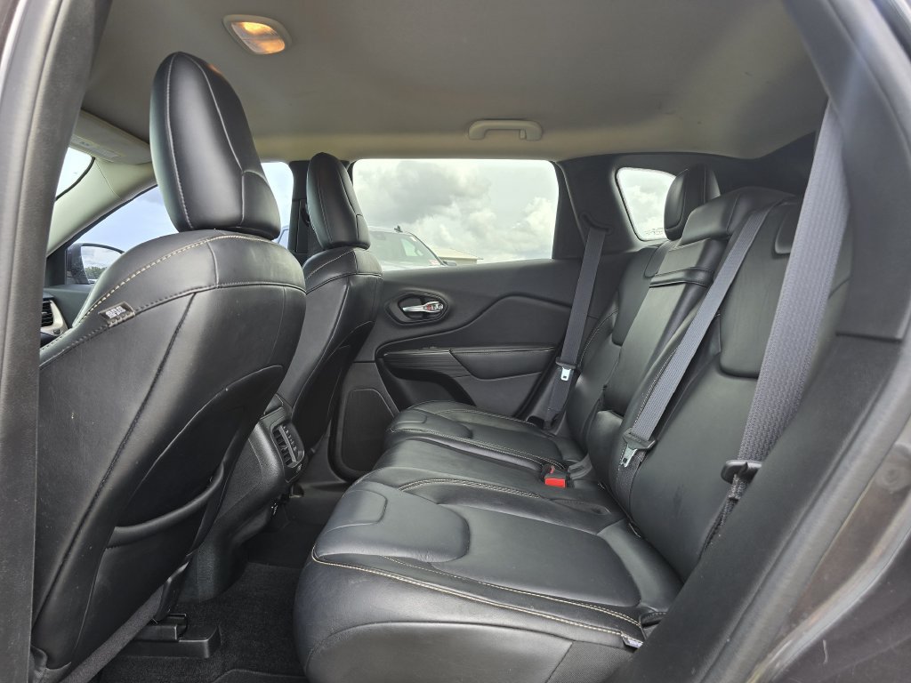 Used 2014 Jeep Cherokee Limited FWD image 15