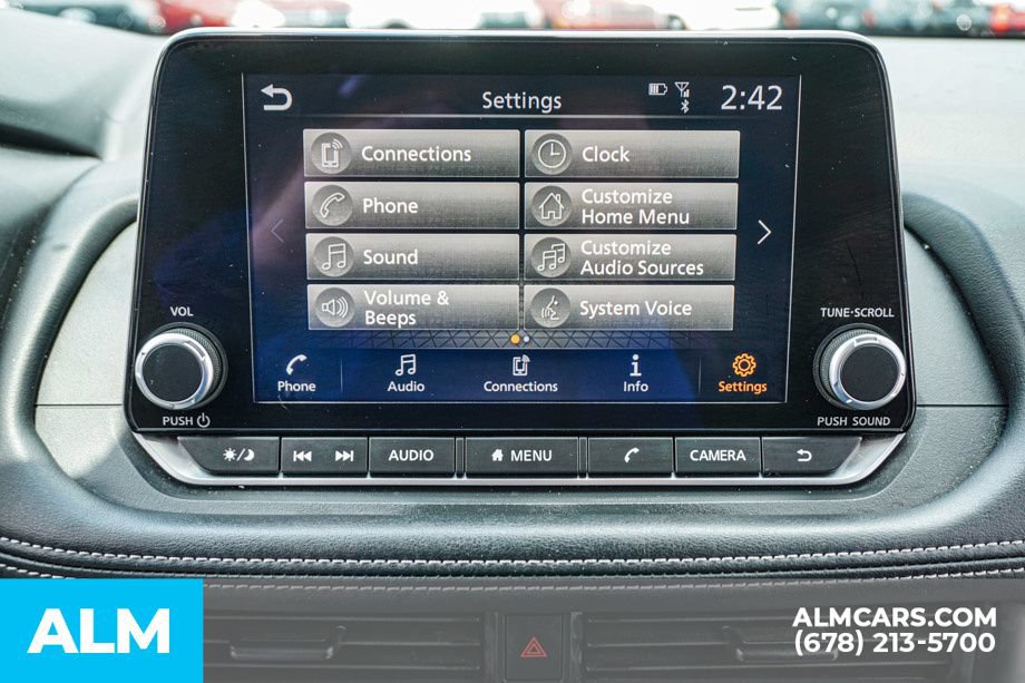 Used 2024 Nissan Rogue S FWD image 33
