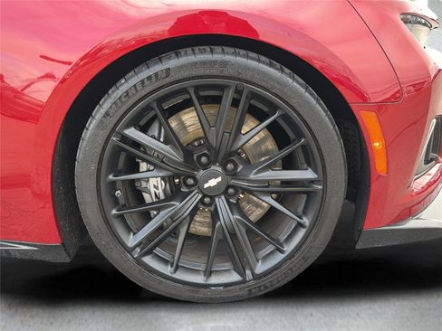 Used 2018 Chevrolet Camaro ZL1 image 35