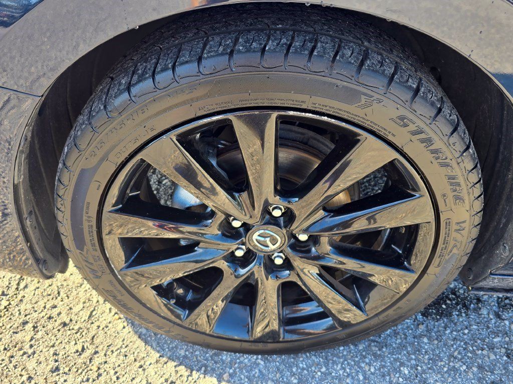 Used 2025 MAZDA MAZDA3 s FWD image 9