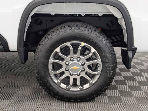 New 2026 Chevrolet Silverado 2500 LT w/ Z71 Chrome Sport Edition image 17