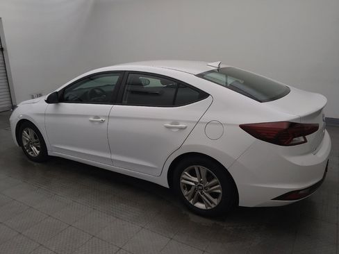 Used 2019 Hyundai Elantra SEL w/ Cargo Package FWD image 3