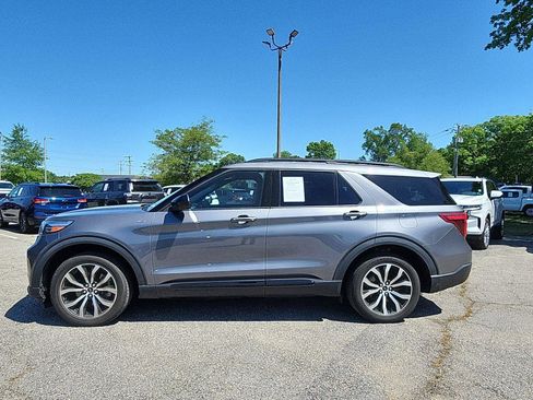 Used 2022 Ford Explorer ST-Line w/ Class IV Trailer Tow Package RWD image 2