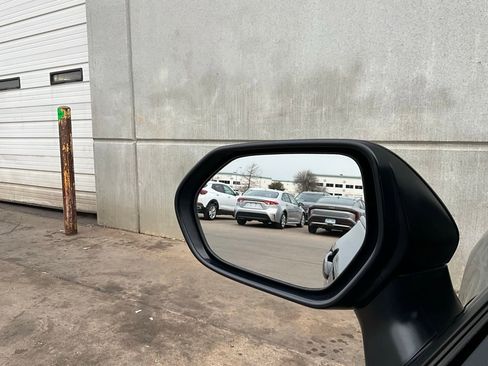 Used 2025 Toyota Camry LE image 18