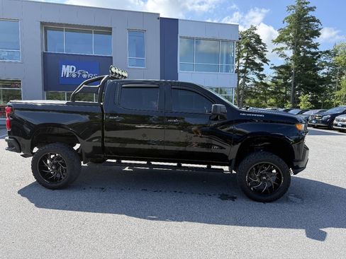 Used 2022 Chevrolet Silverado 1500 Custom AWD/4WD image 5