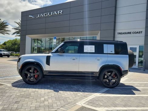 Used 2021 Land Rover Defender 110 X image 2