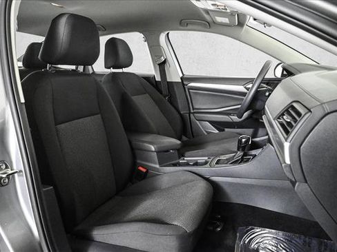 Used 2020 Volkswagen Jetta S image 21