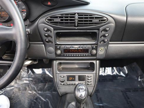 Used 2002 Porsche Boxster RWD image 27