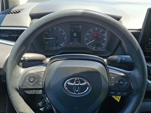 Used 2024 Toyota Corolla LE FWD image 18